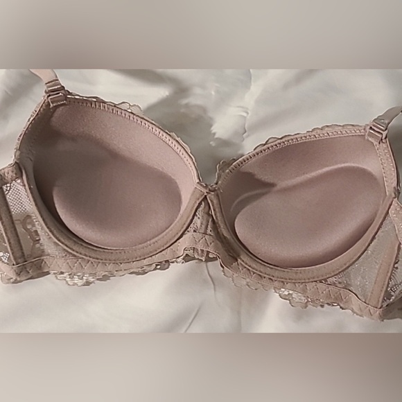 RENE ROFE Extreme Push-up Bra Elegant Lace Underwire- Sz 34A - Picture 2 of 4